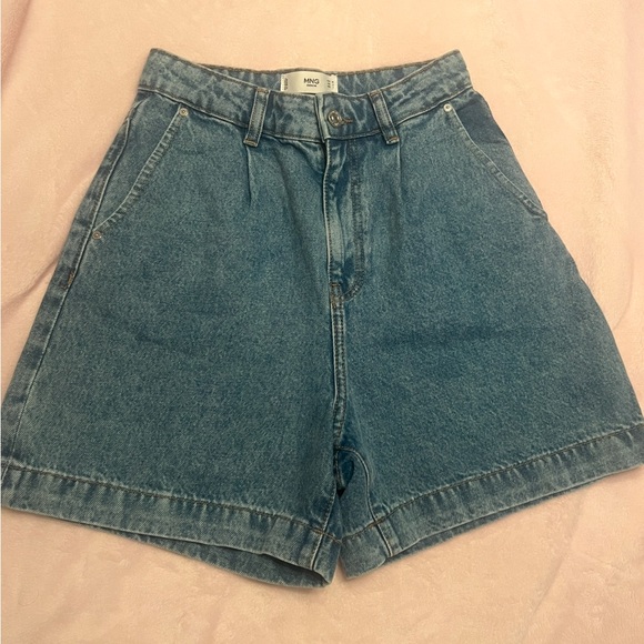 MANGO - Picture 2 of 4